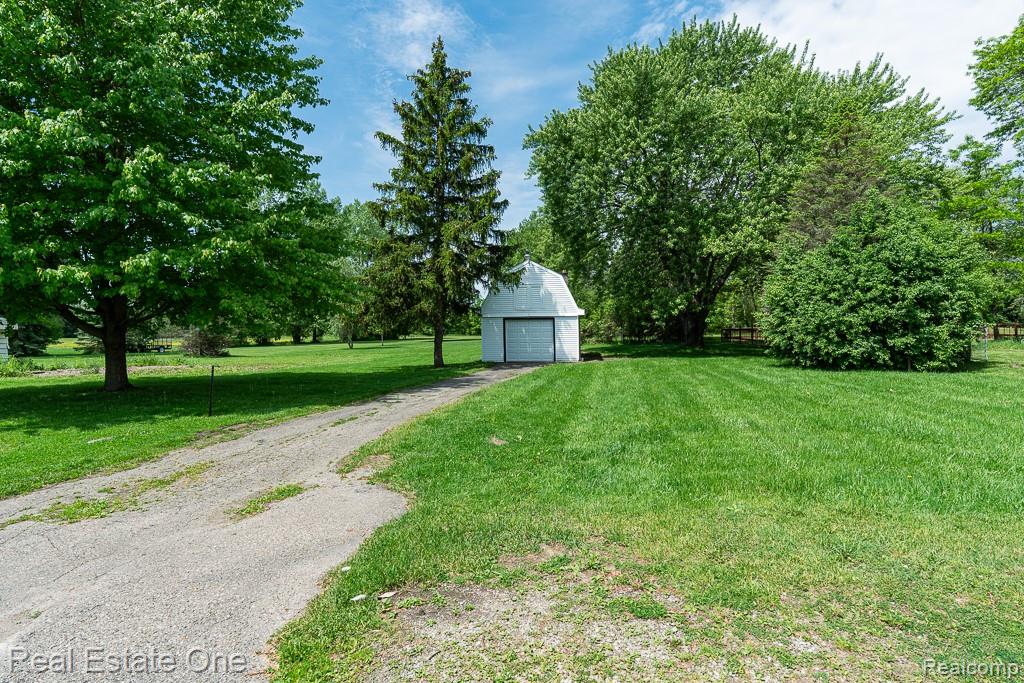 1056 Adams Road