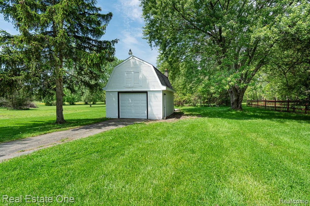 1056 Adams Road