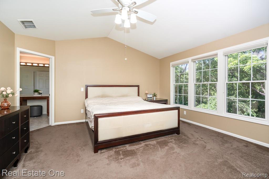 1735 Bedlington Court