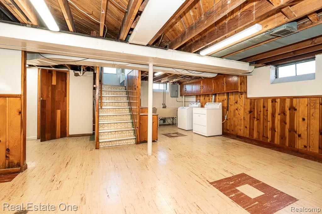 8272 Racine Road
