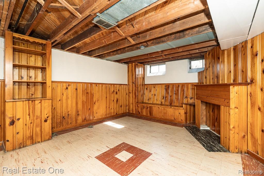8272 Racine Road