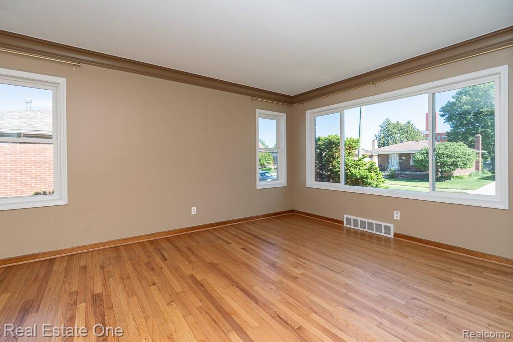 8272 Racine Road