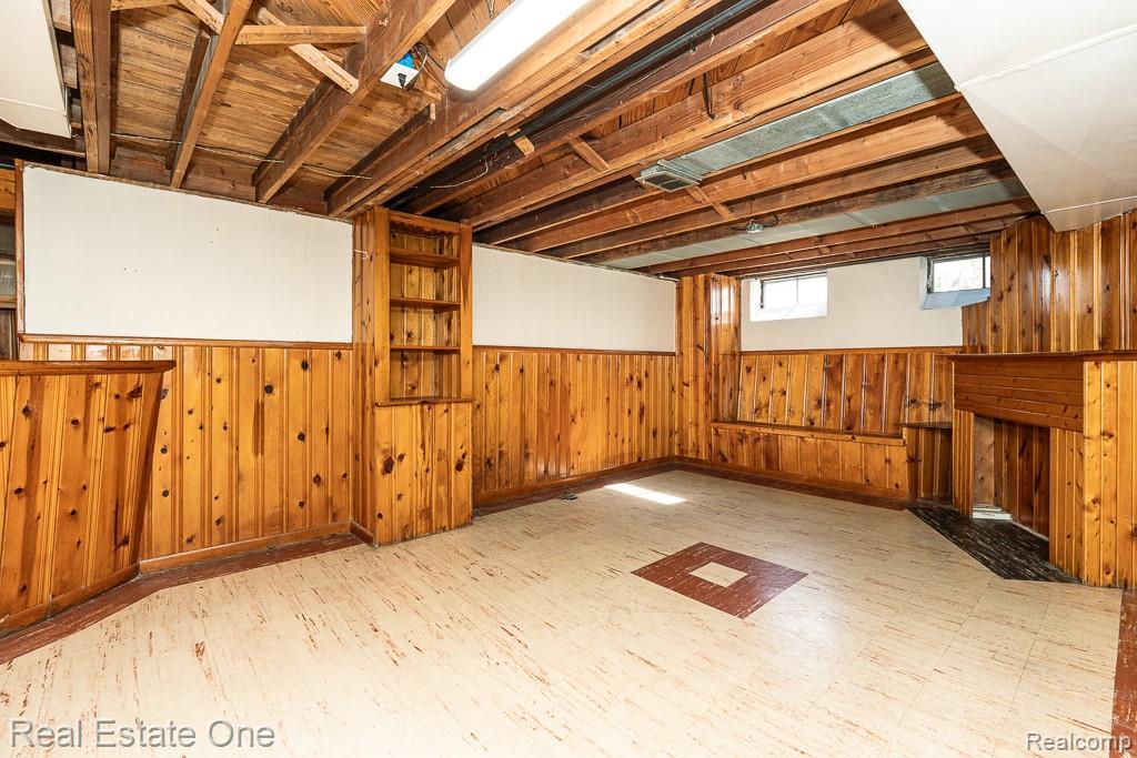 8272 Racine Road