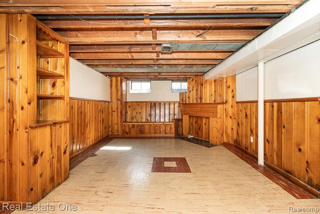 8272 Racine Road
