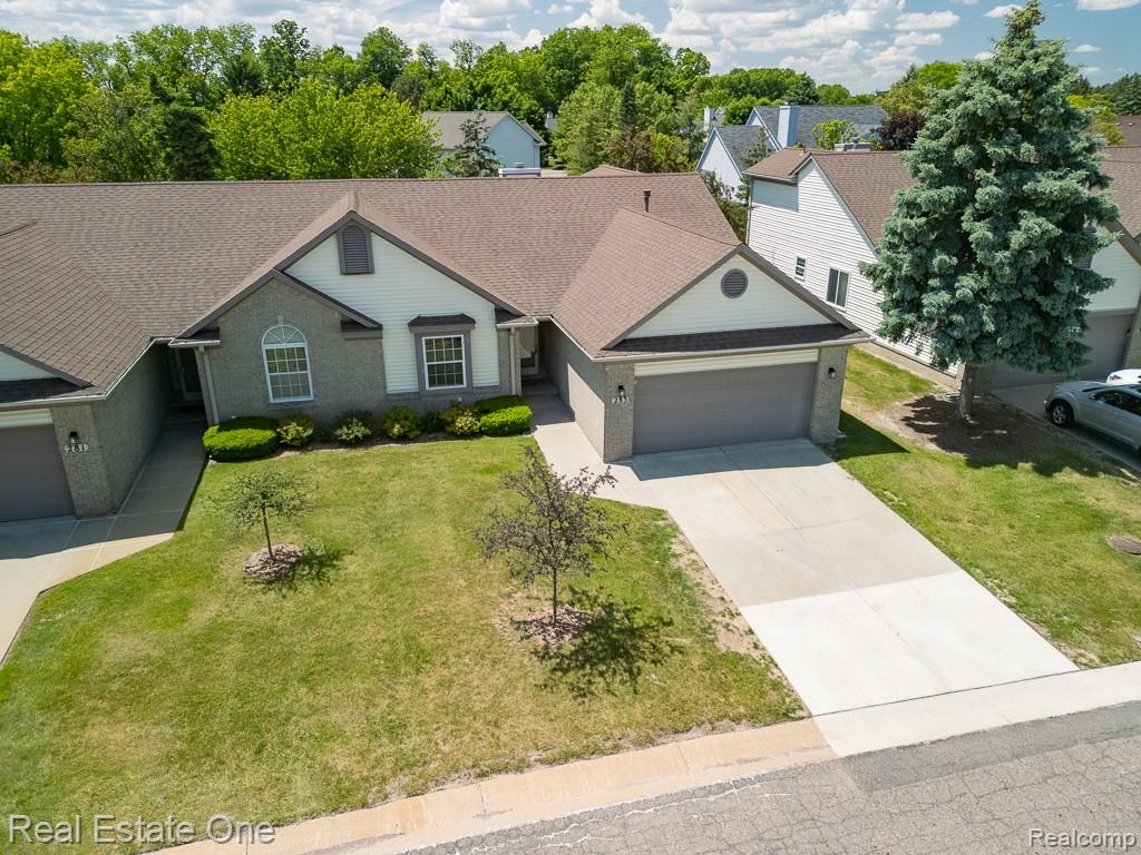 283 Whispering Hill