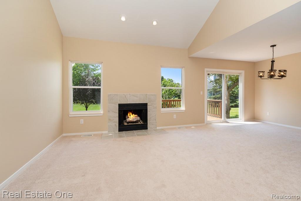 283 Whispering Hill