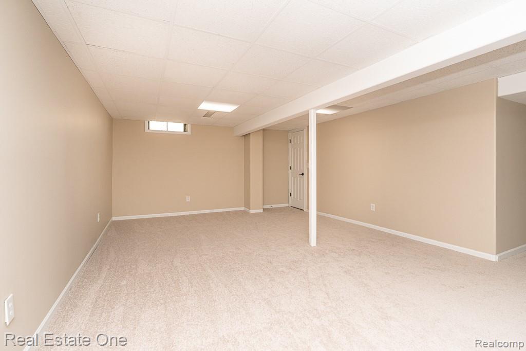 283 Whispering Hill