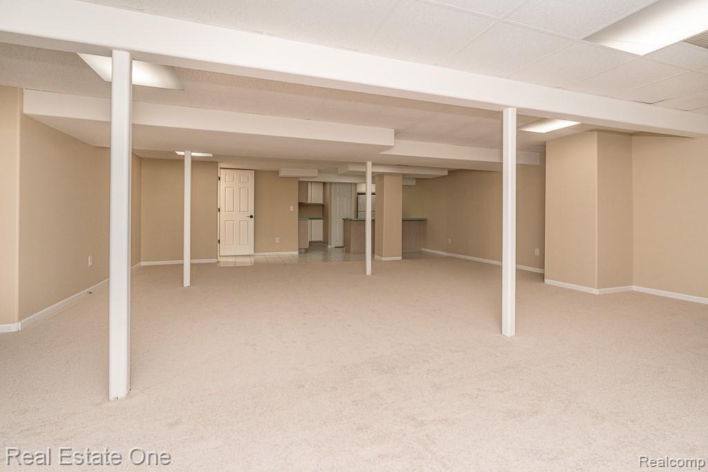 283 Whispering Hill