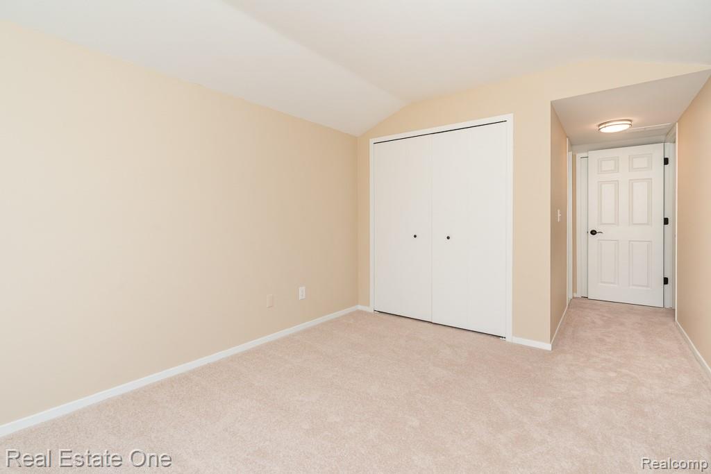 283 Whispering Hill