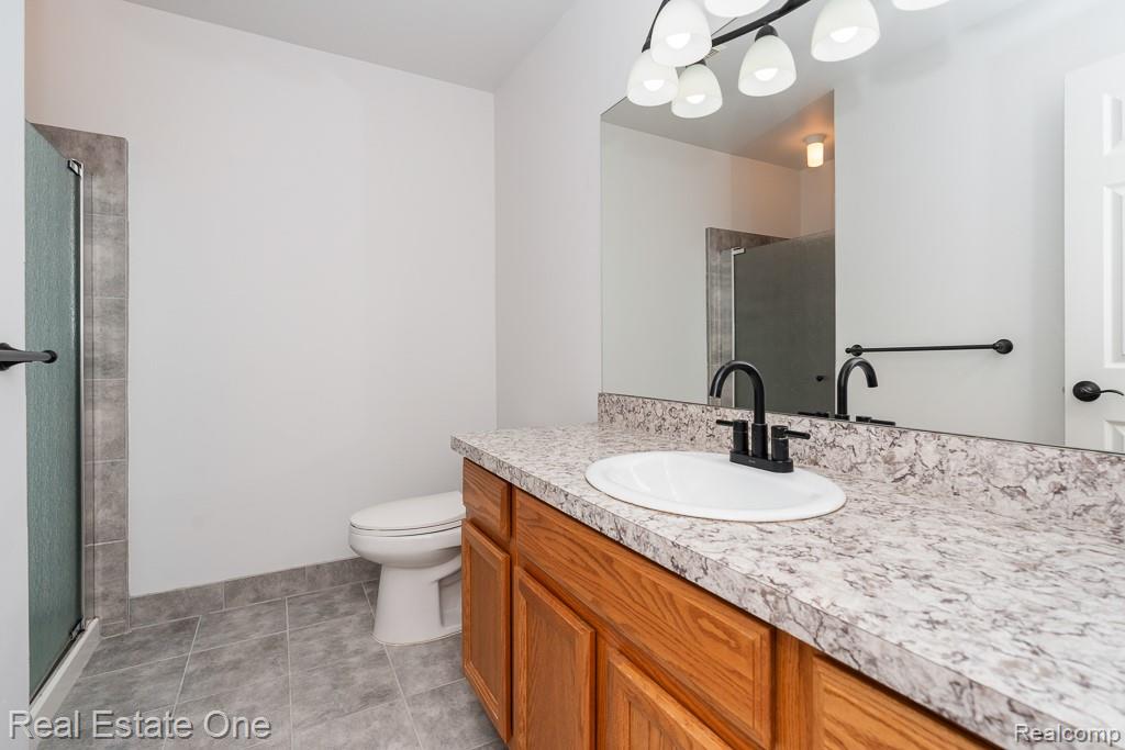 283 Whispering Hill
