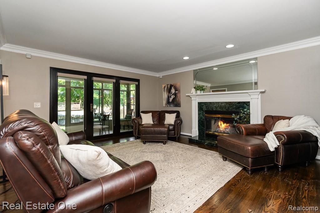 44105 Dunham Court