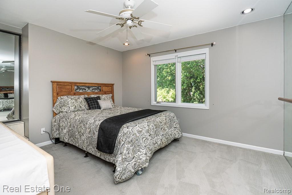 44105 Dunham Court