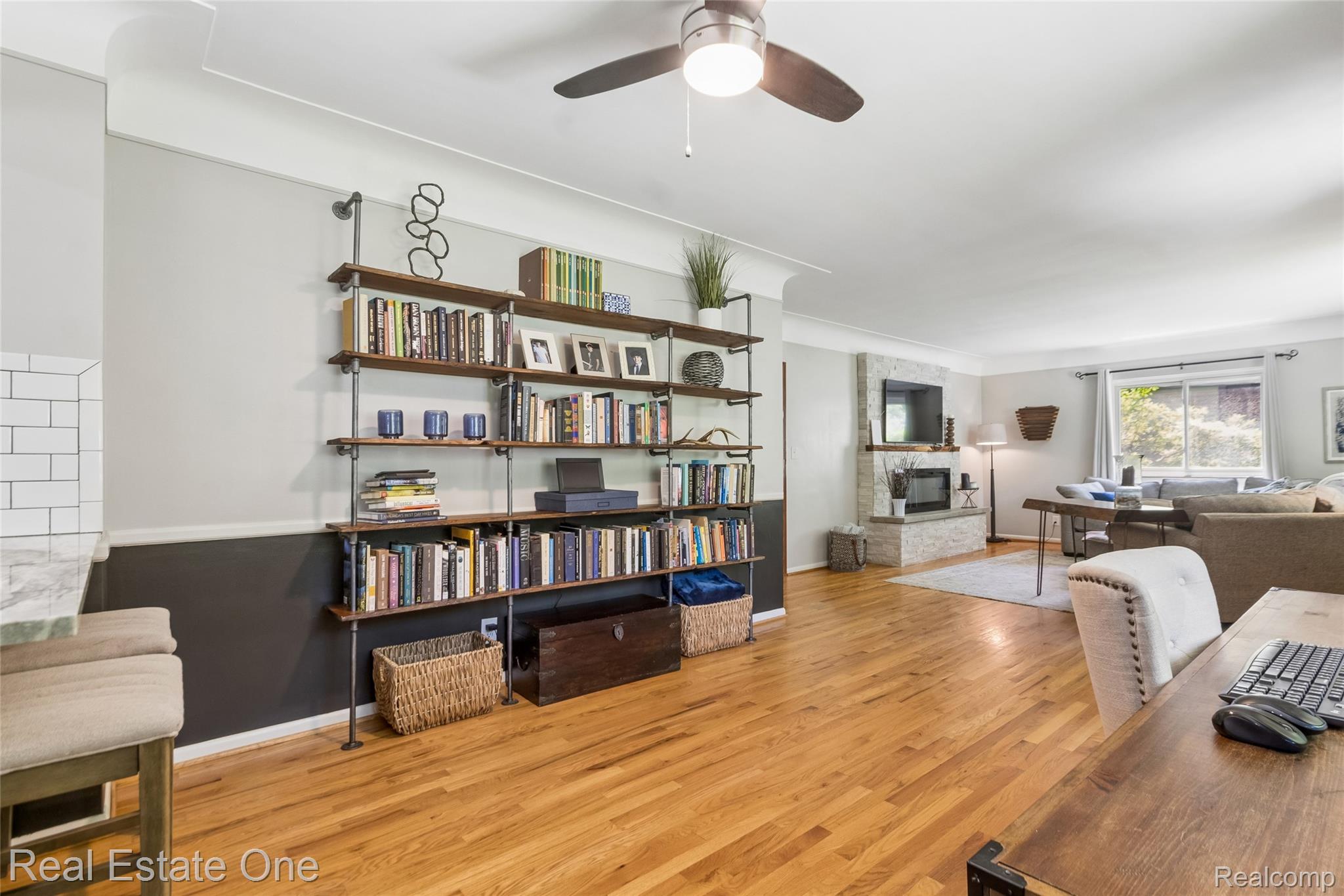 2189 Devonshire Road