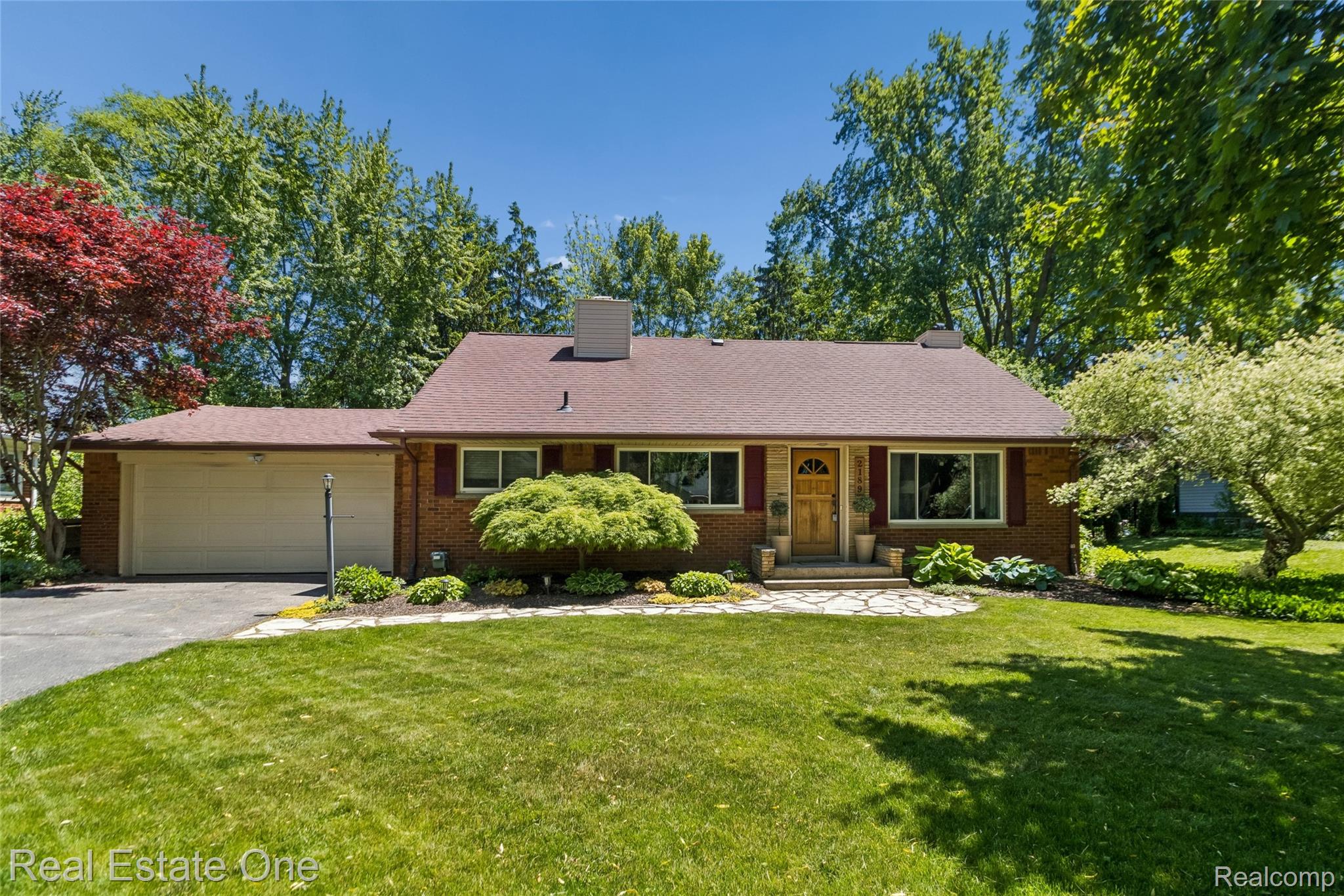 2189 Devonshire Road