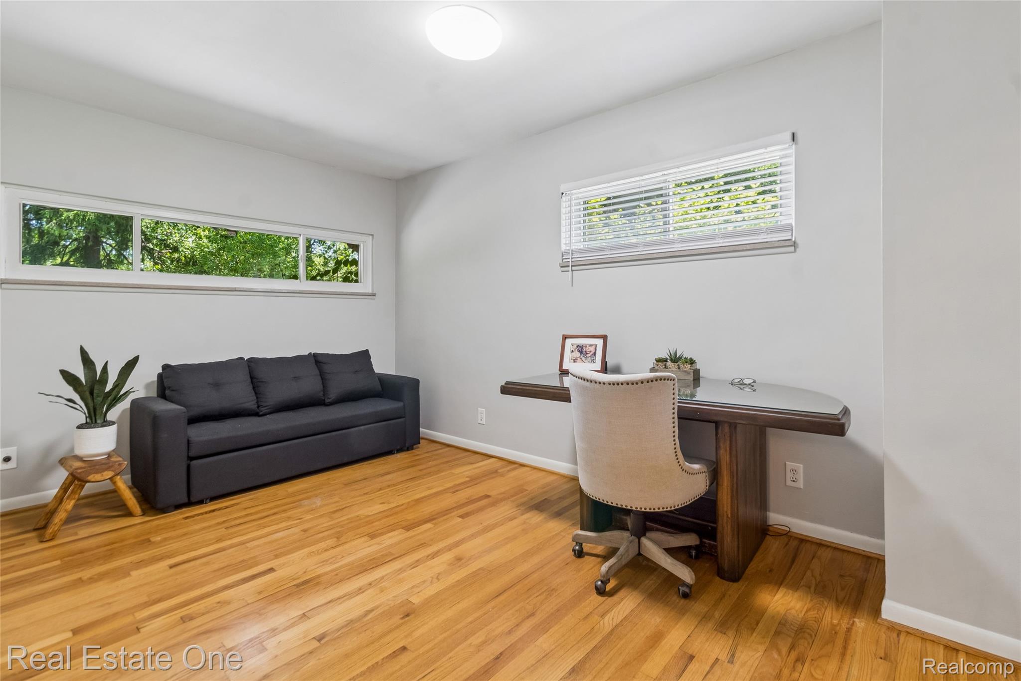 2189 Devonshire Road