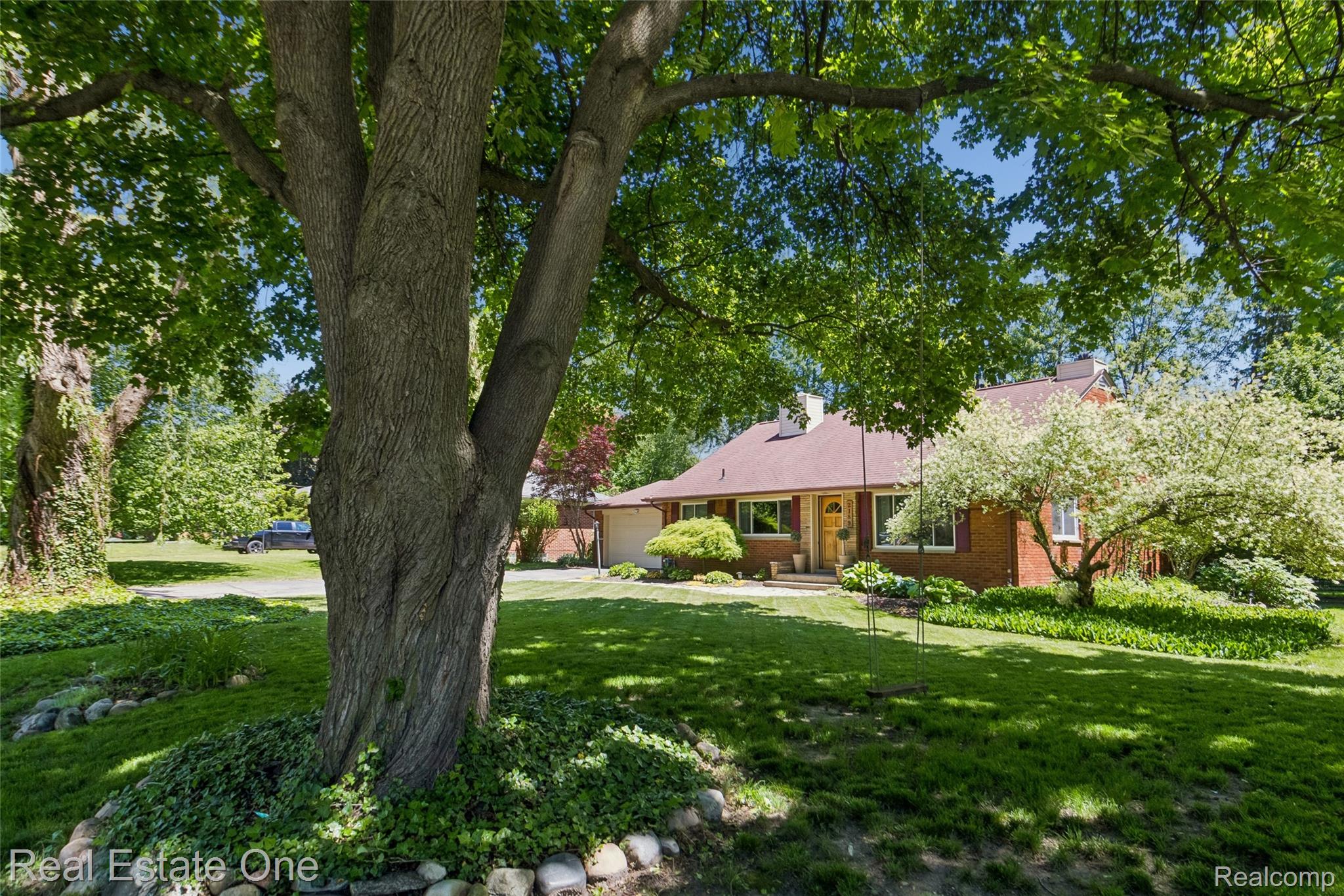 2189 Devonshire Road