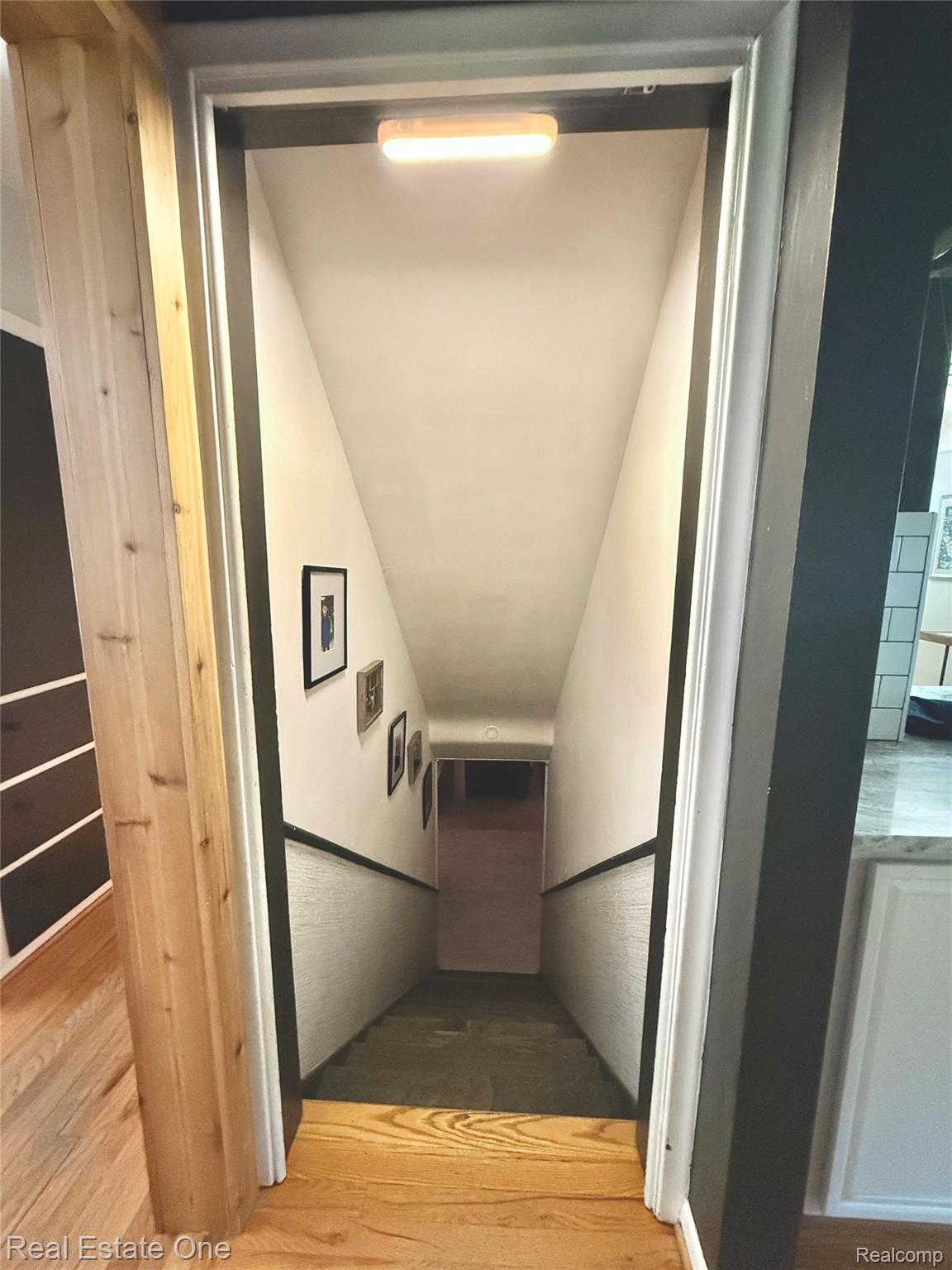 2189 Devonshire Road