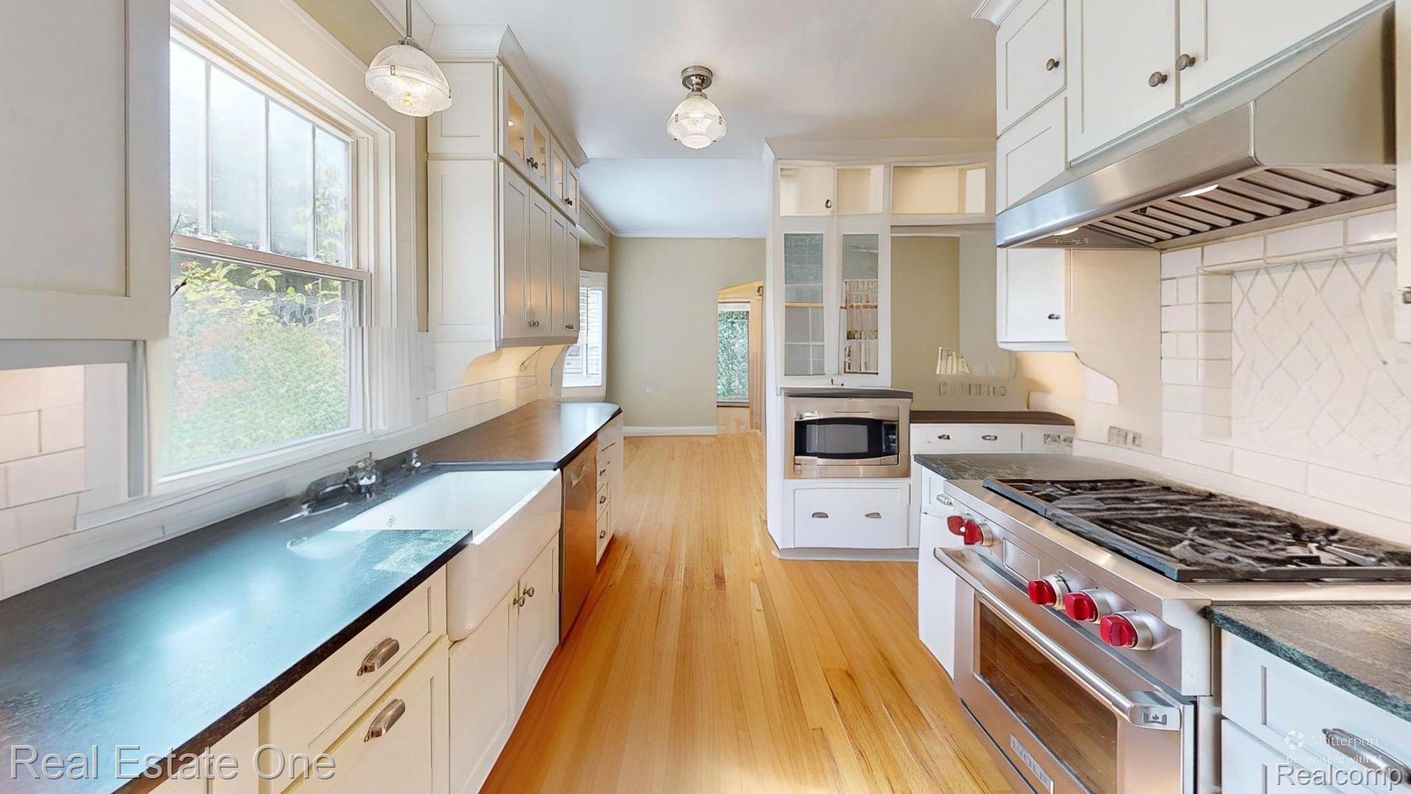 410 W 4th Street