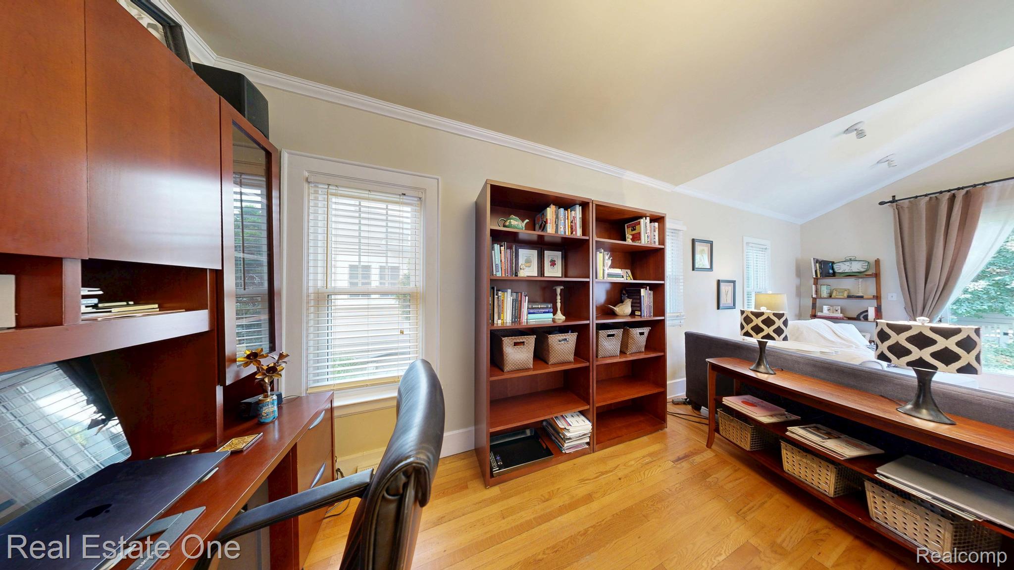 410 W 4th Street