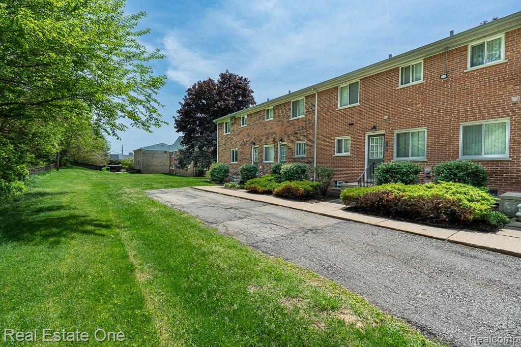 1147 Tienken Court