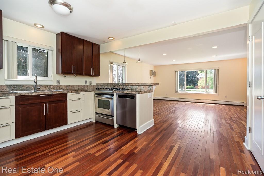 1147 Tienken Court