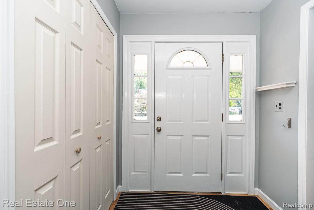 3182 Baypoint Drive