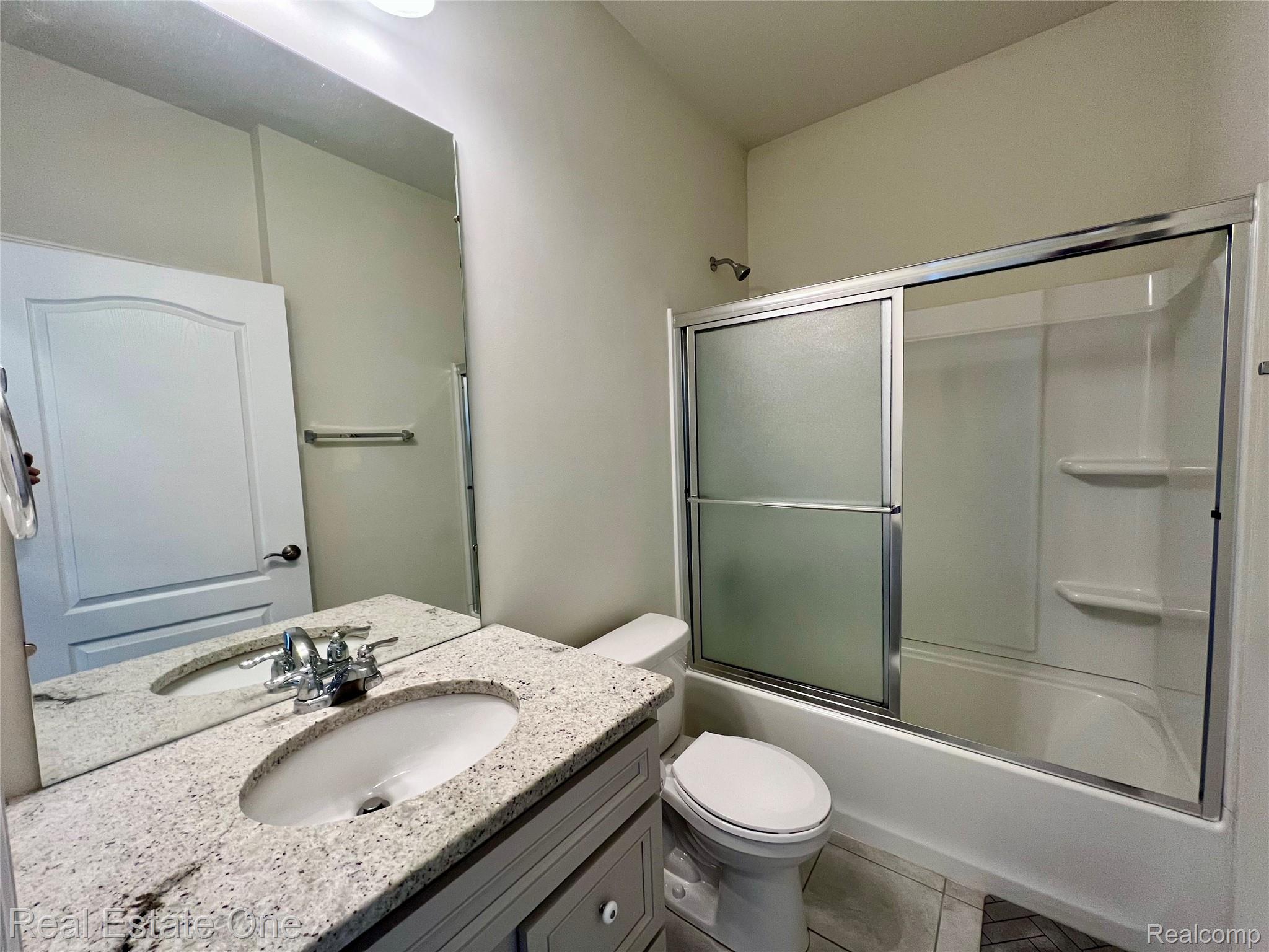 1113 Lark Street Unit: 41