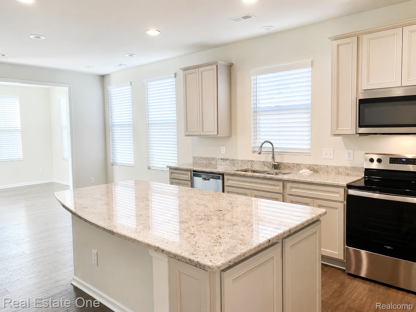 1113 Lark Street Unit: 41