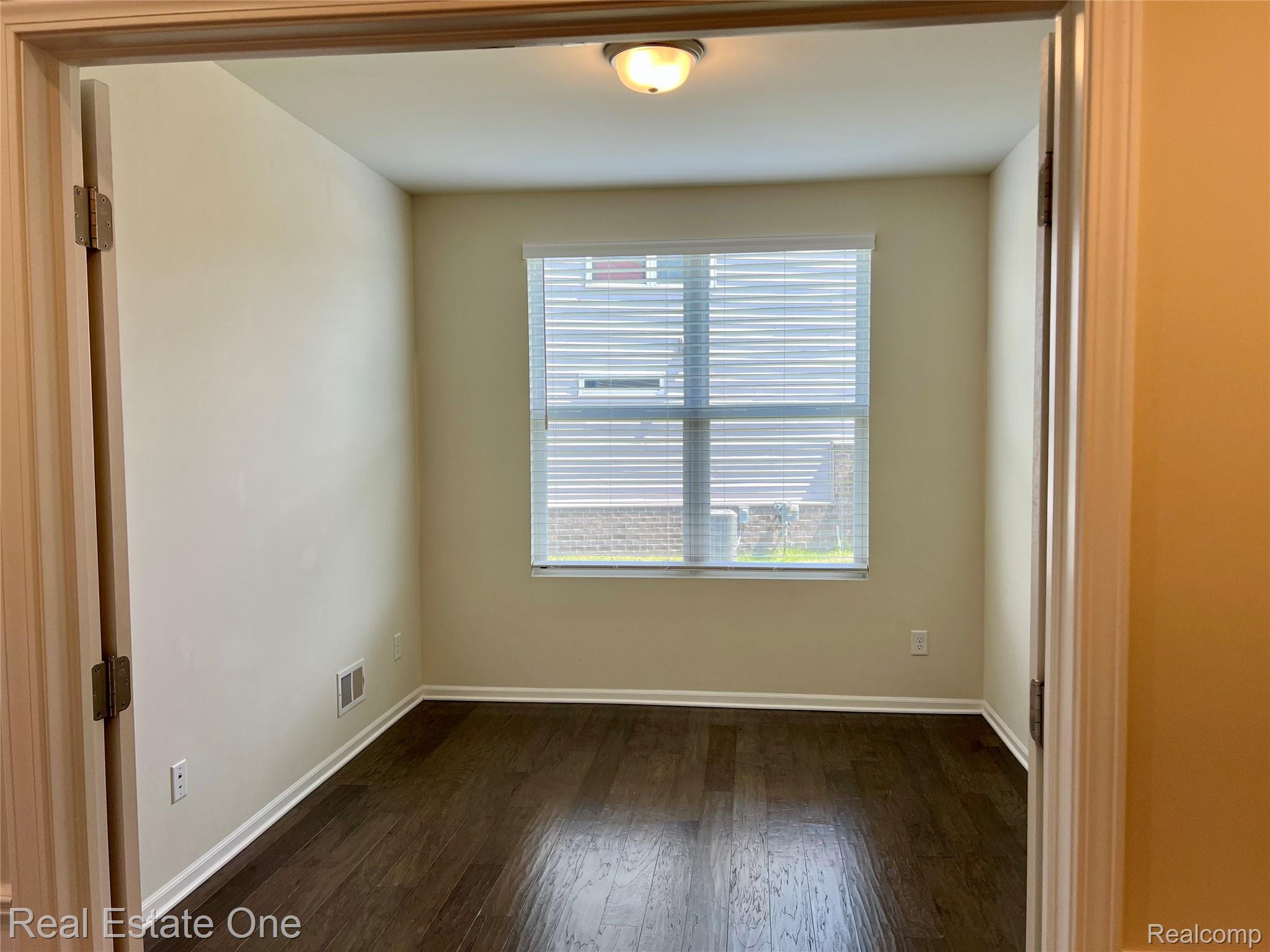 1113 Lark Street Unit: 41