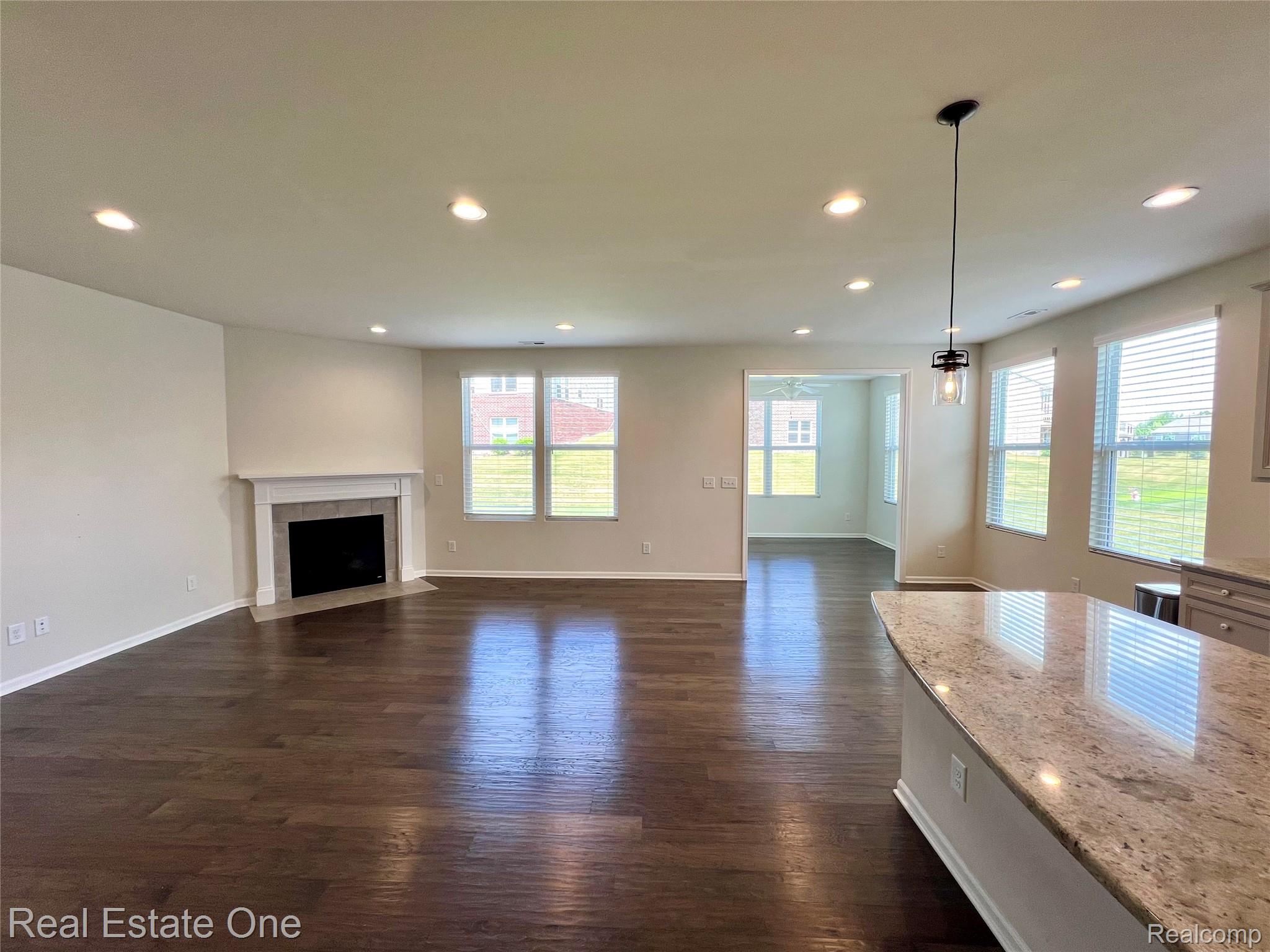 1113 Lark Street Unit: 41