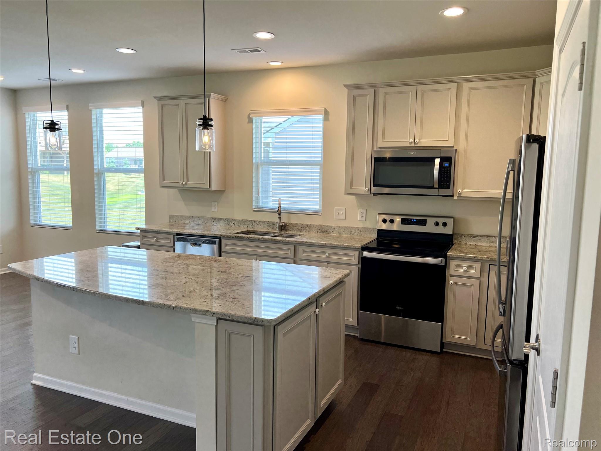 1113 Lark Street Unit: 41