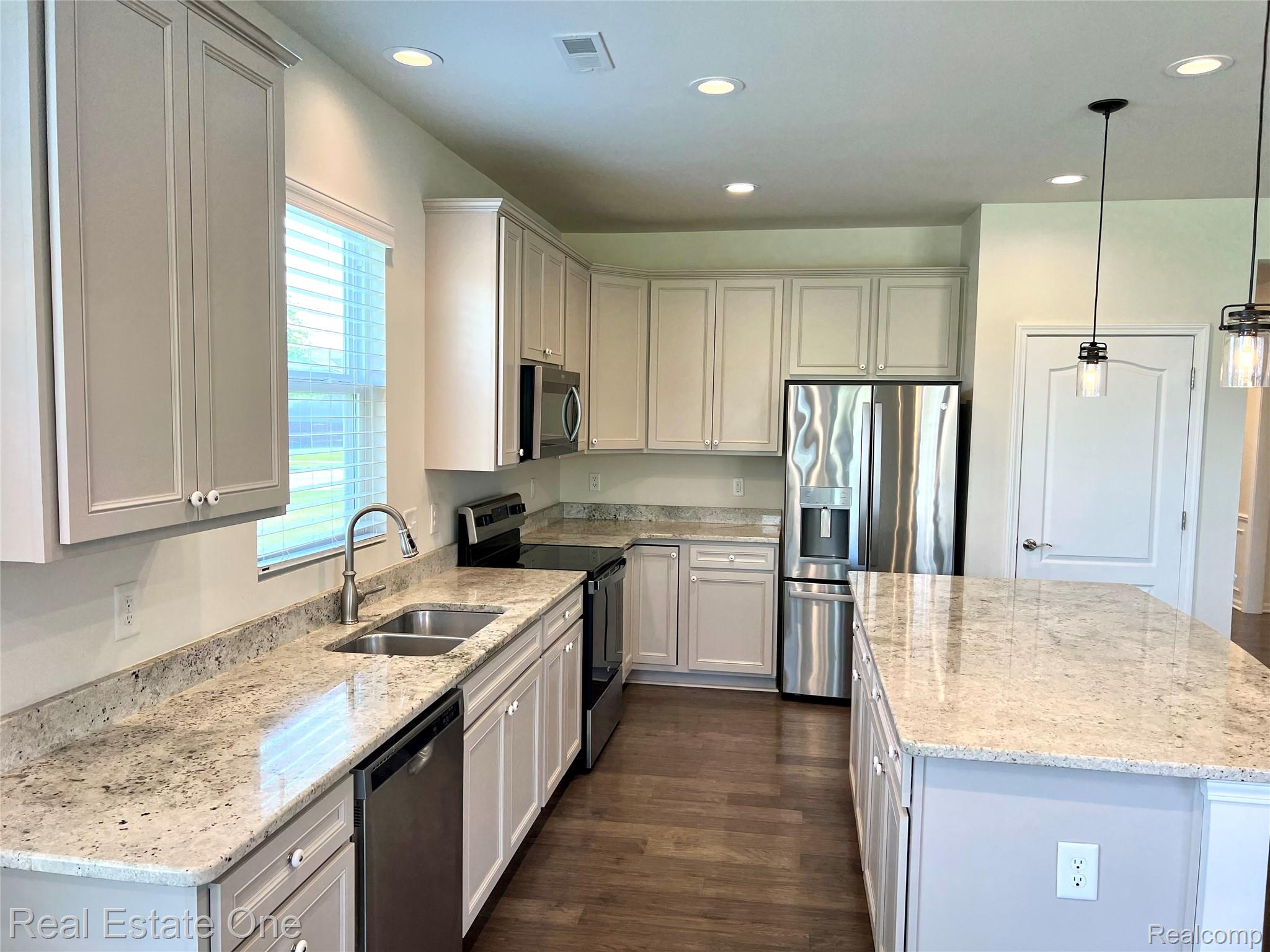 1113 Lark Street Unit: 41