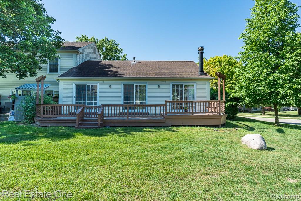 1242 Kings Cove Court