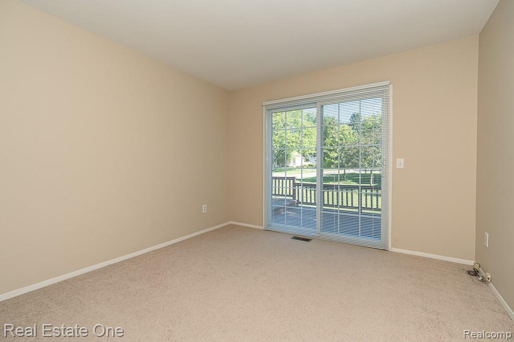 1242 Kings Cove Court