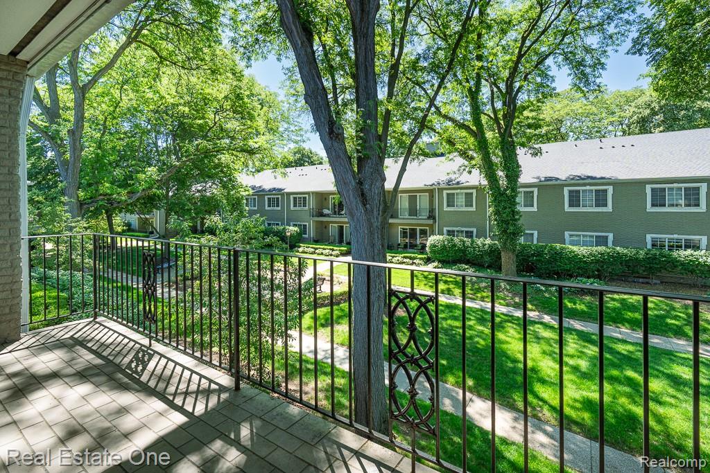 1113 N OLD WOODWARD Avenue Unit: 38