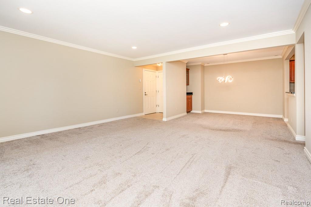1113 N OLD WOODWARD Avenue Unit: 38