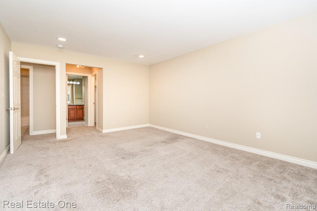 1113 N OLD WOODWARD Avenue Unit: 38