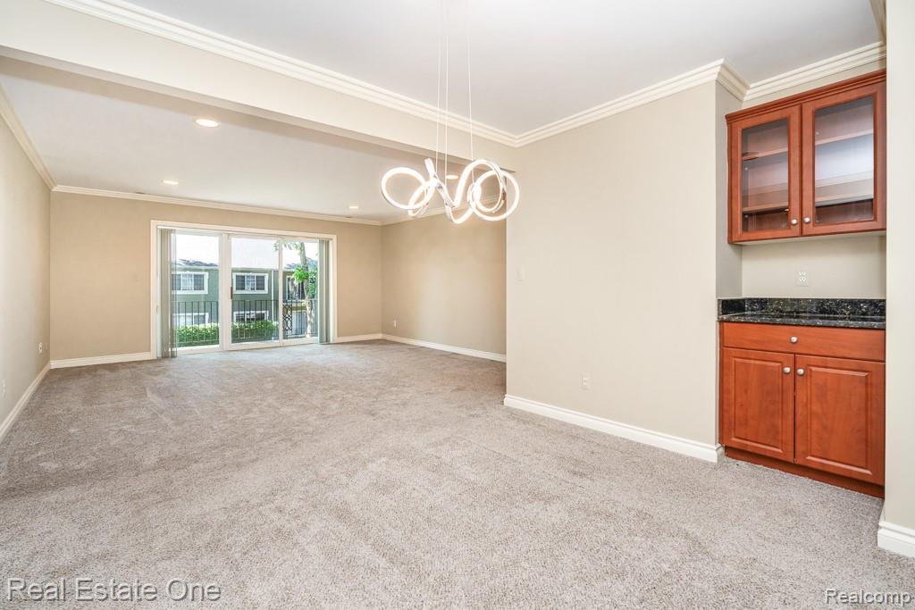 1113 N OLD WOODWARD Avenue Unit: 38