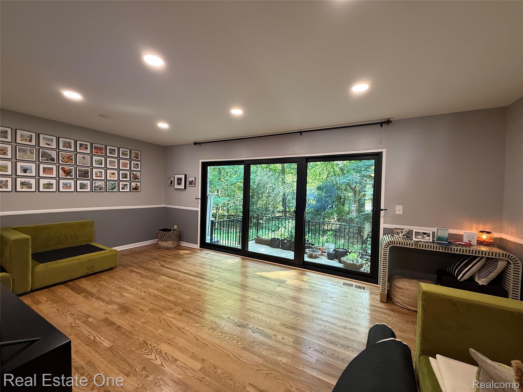 1403 Oakbrook E Unit: 93