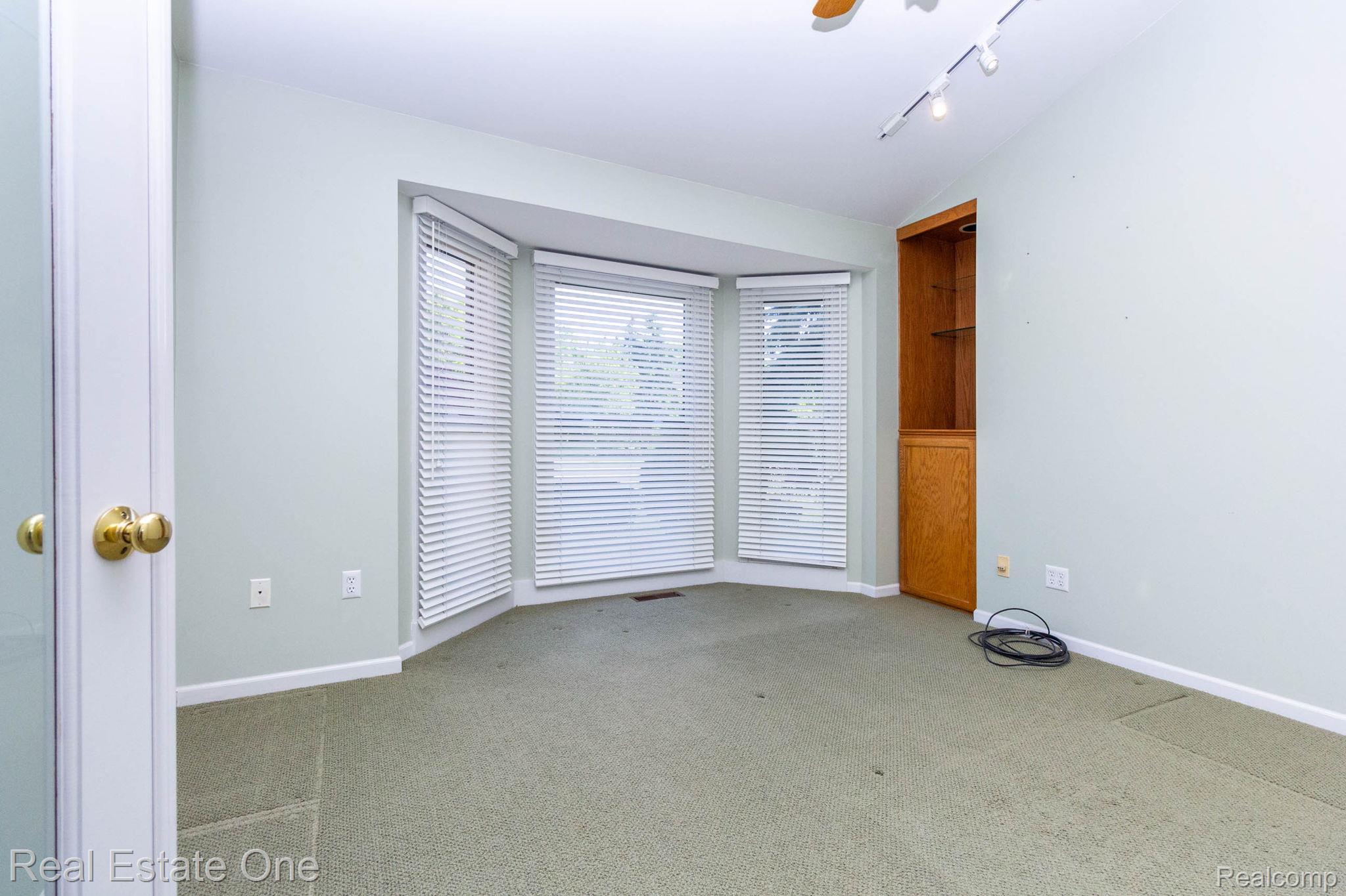1459 Almond Drive