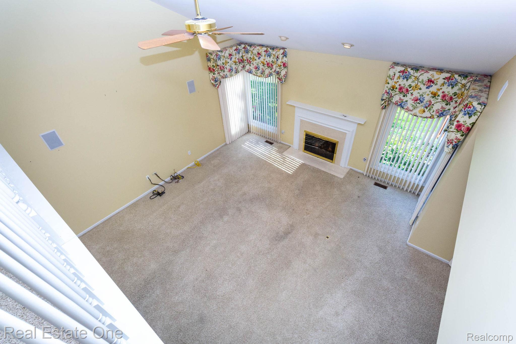 1459 Almond Drive