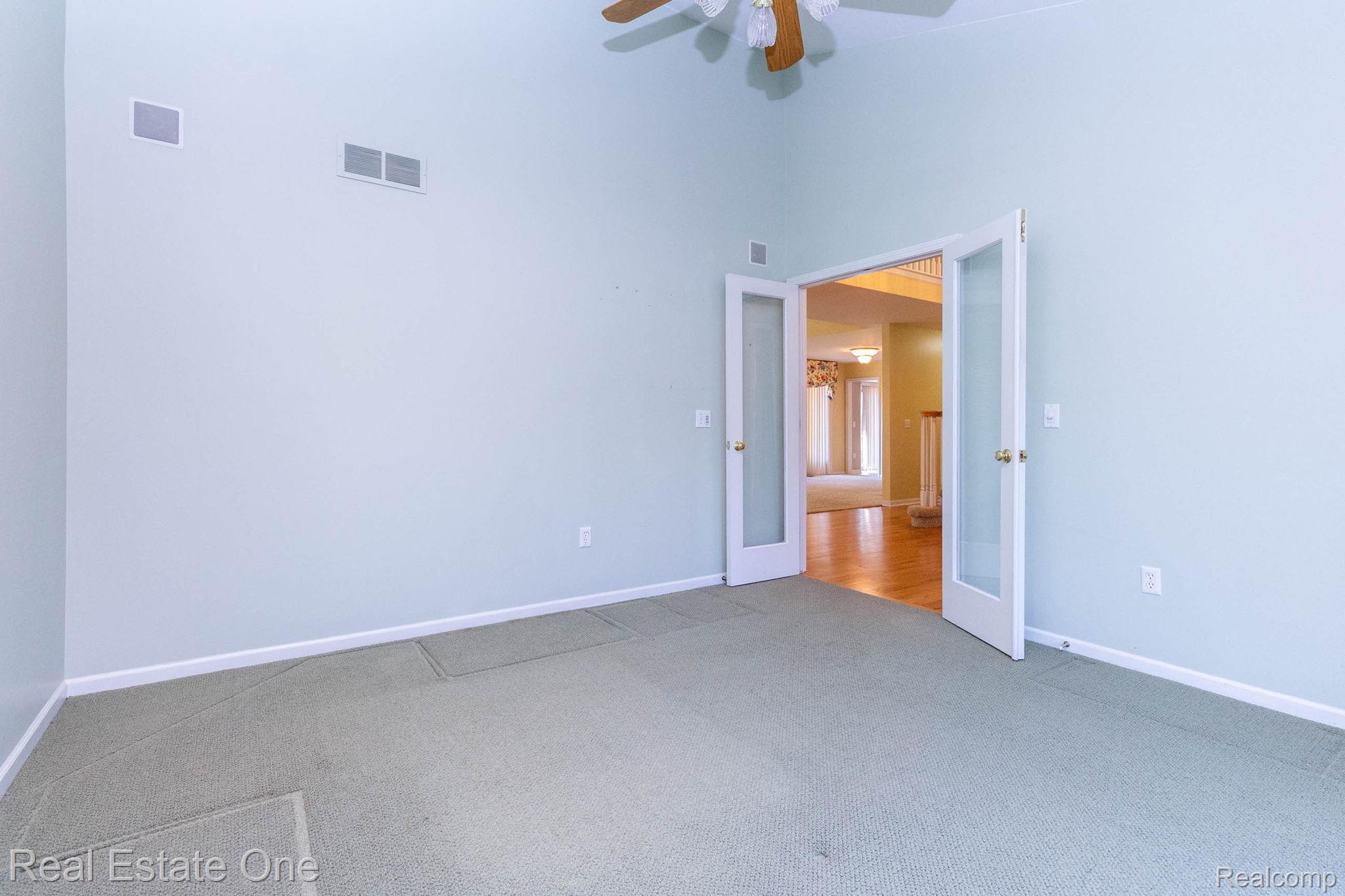 1459 Almond Drive