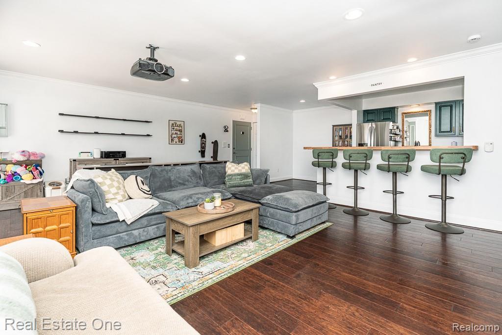 1121 Tienken Court