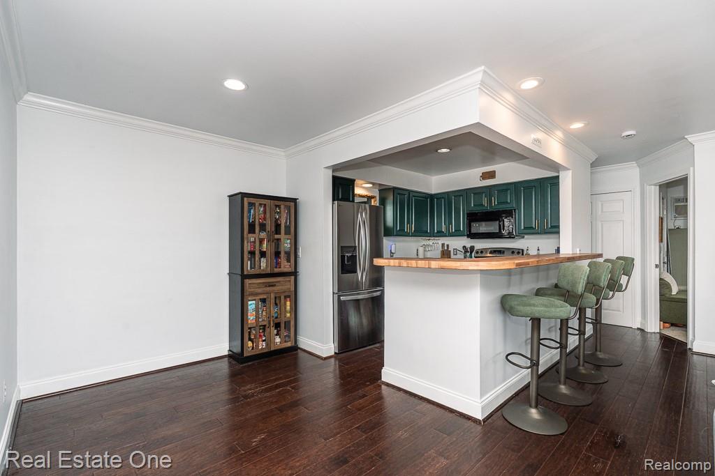 1121 Tienken Court