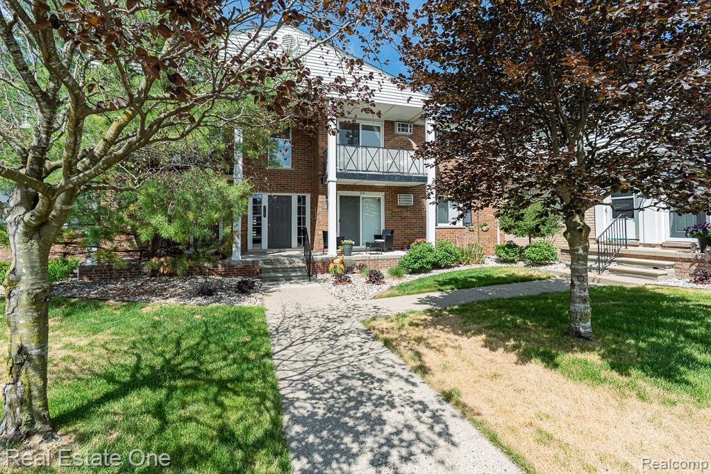 1121 Tienken Court