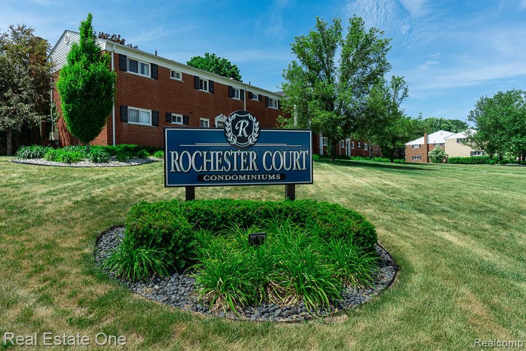 1121 Tienken Court
