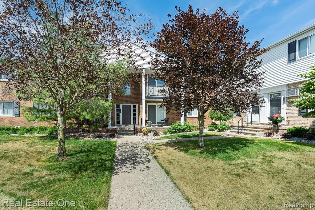 1121 Tienken Court