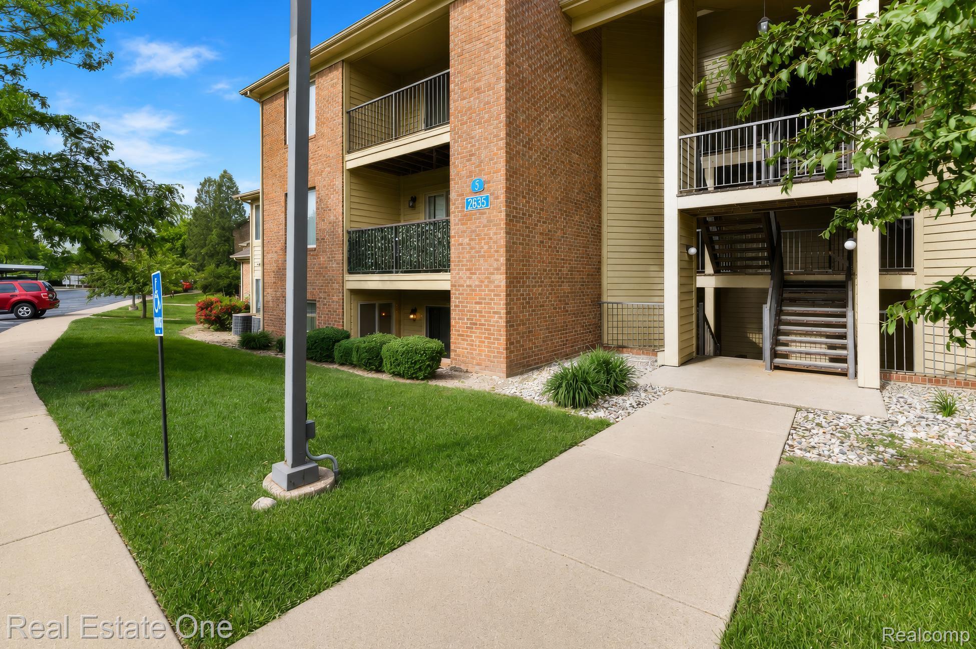 2635 Greenstone Boulevard Unit: 501