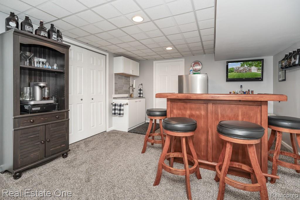 1043 Ridgeview Circle