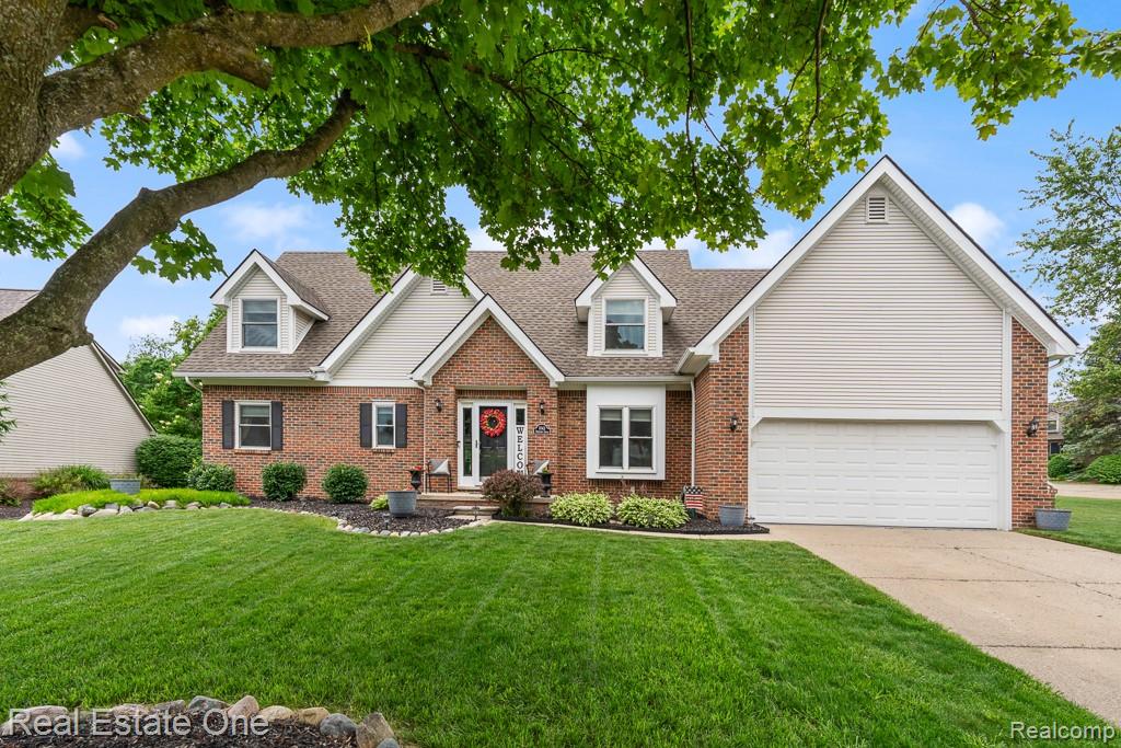 1043 Ridgeview Circle